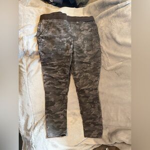 No Boundaries Charcoal Textured Pants
